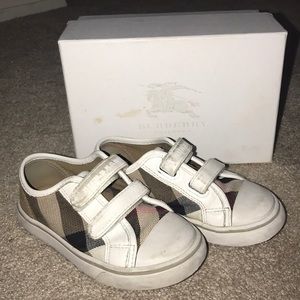Burberry shoes